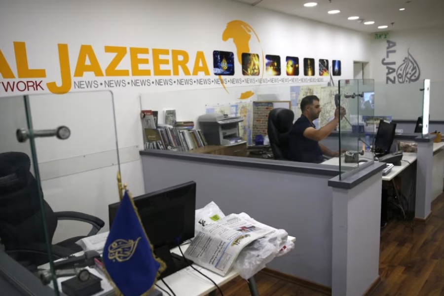 इजरायलमा अल जजिराको प्रसारण बन्द, कार्यालयबाट सामान जफत