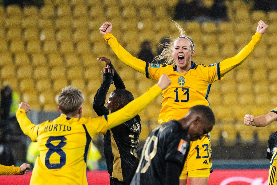 महिला विश्वकप स्वीडेनको पुनरागमन जित