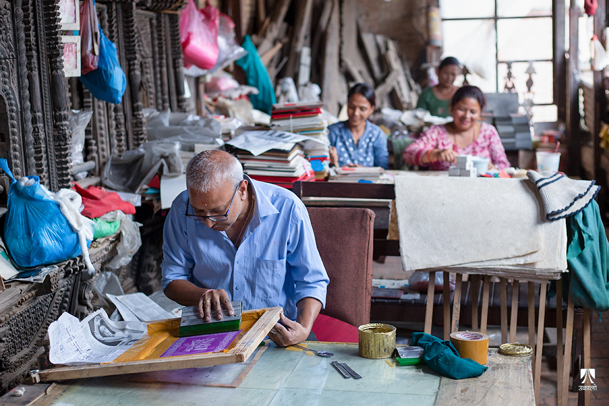 नेपाली कागजको बजार छ लोक्ता पाउनै मुस्किल भिडियो कथा