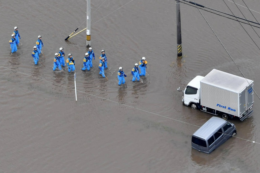 भारी वर्षा र बाढीले जापानमा ३ जनाको मृत्यु ९९० घरमा क्षति