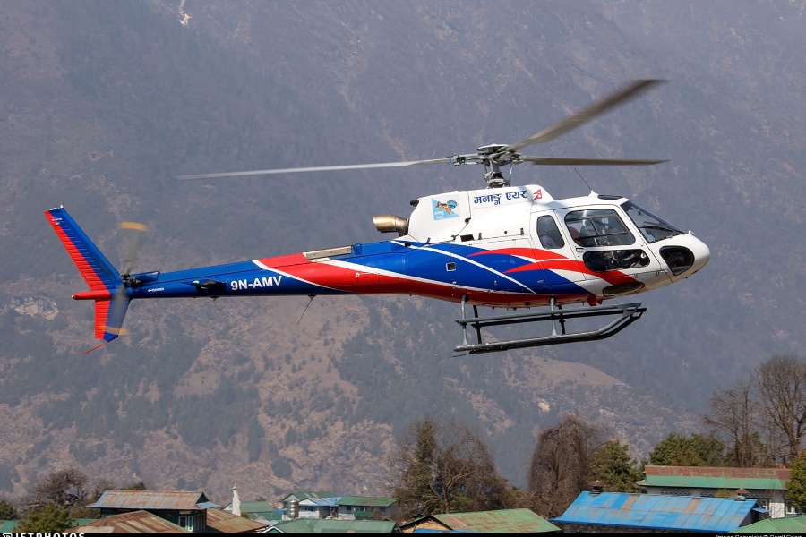मनाङ एयरको हेलिकप्टर दुर्घटनामा परेका ५ जनाको शव भेटियो १ बेपत्ता