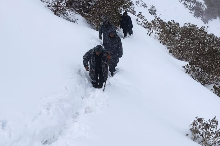मुगु हिमपहिरो घटनास्थलमा पुग्न सकेन उद्धार टोली 