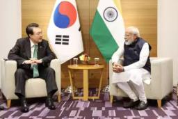 दक्षिण कोरियाली राष्ट्रपति र भारतीय प्रधानमन्त्री मोदीबीच भेटवार्ता