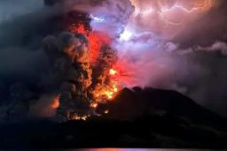 इन्डोनेसियामा ज्वालामुखी विस्फोटबाट ११ हजारभन्दा बढी विस्थापित