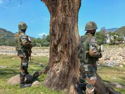 भारतको जम्मु–कश्मीरमा भएको भिडन्तमा २ भारतीय सैनिकको मृत्यु