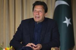 पाकिस्तानका पूर्वप्रधानमन्त्री इमरान खान अदालत परिसरबाट गिरफ्तार