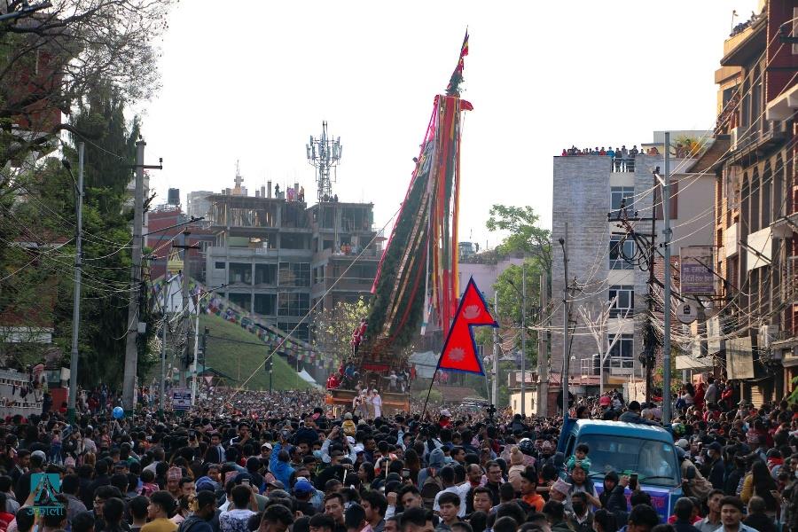 रातो मच्छिन्द्रनाथको रथ यात्रा