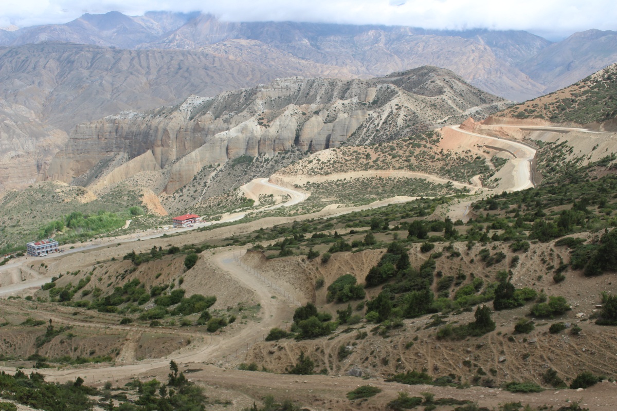 छुसाङ–घमी सडक स्तरोन्नतिका लागि ३ अर्ब स्रोत सहमति सुनिश्चित