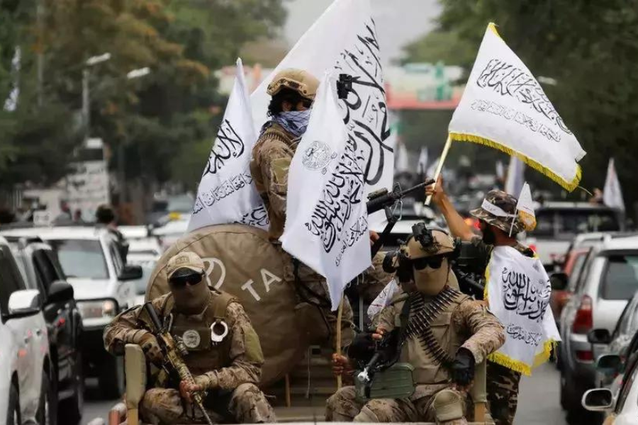 अफगानिस्तानमा कैयौँ मानिसलाई सार्वजनिक स्थलमै कोर्रा हानियो, शरिया कानून लागू गर्ने संकेत