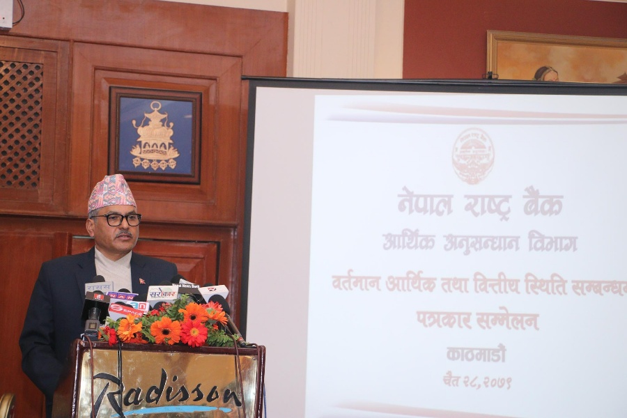 गभर्नर अधिकारी भन्छन् –  वित्तीय क्षेत्र सुरक्षित, सानोतिनो धक्काले अप्ठ्यारो पर्दैन