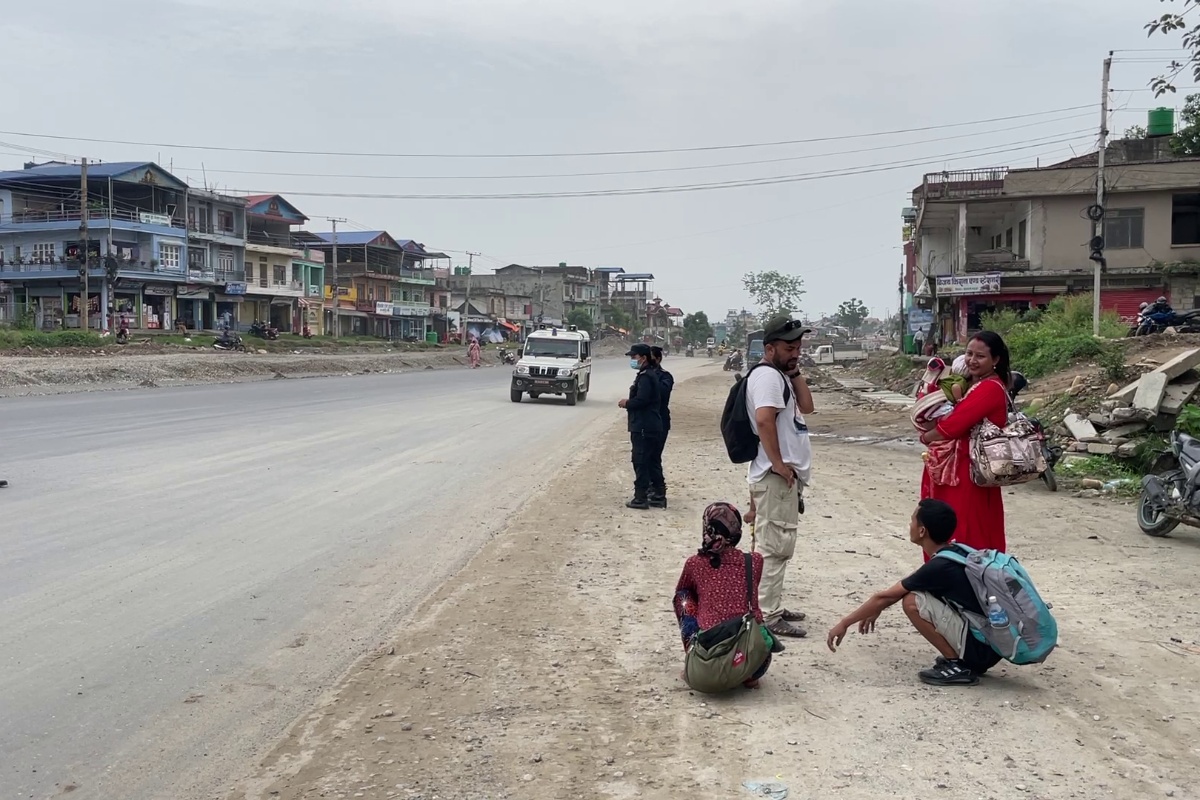 यातायात व्यवसायीको आन्दोलनले यात्रुलाई हैरानी
