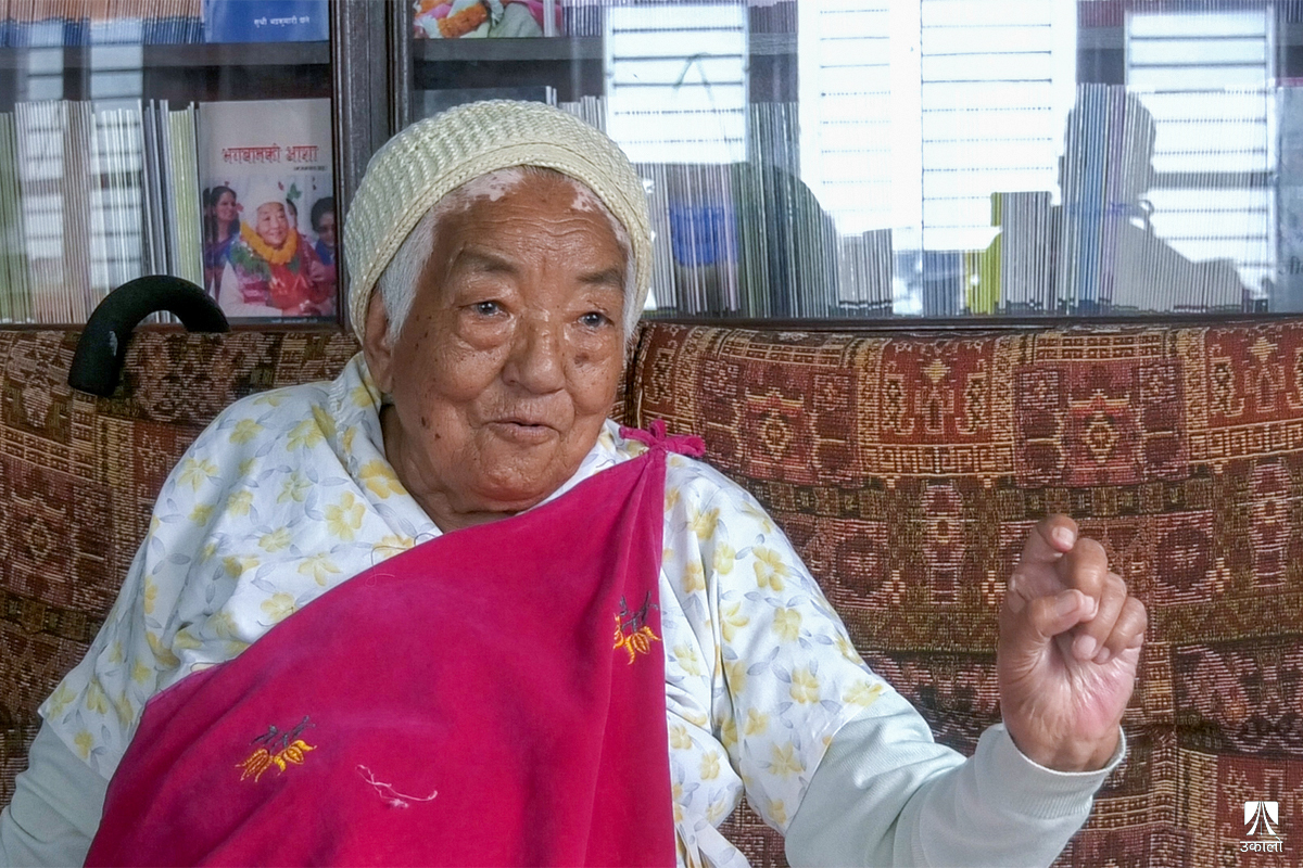 उमेर ९ दशक पार गरेकी भद्रकुमारीको लेखन आदत