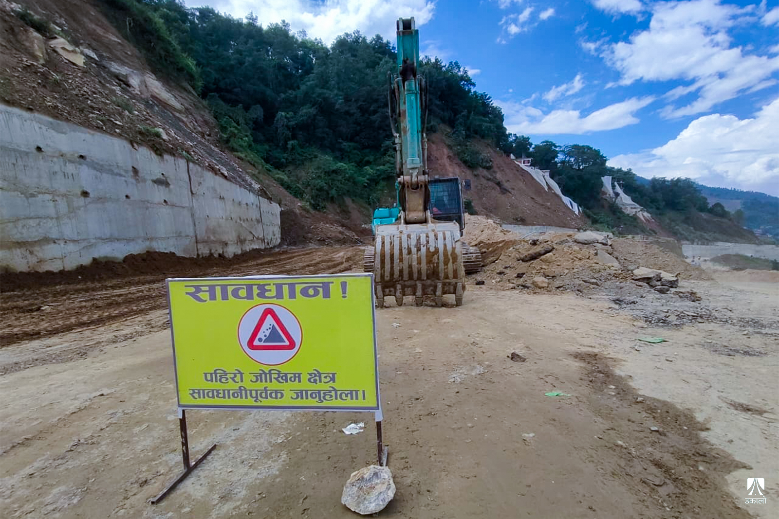 सूर्यविनायक–धुलिखेल सडक : ठेक्काको म्याद सकियो, काम आधा मात्र