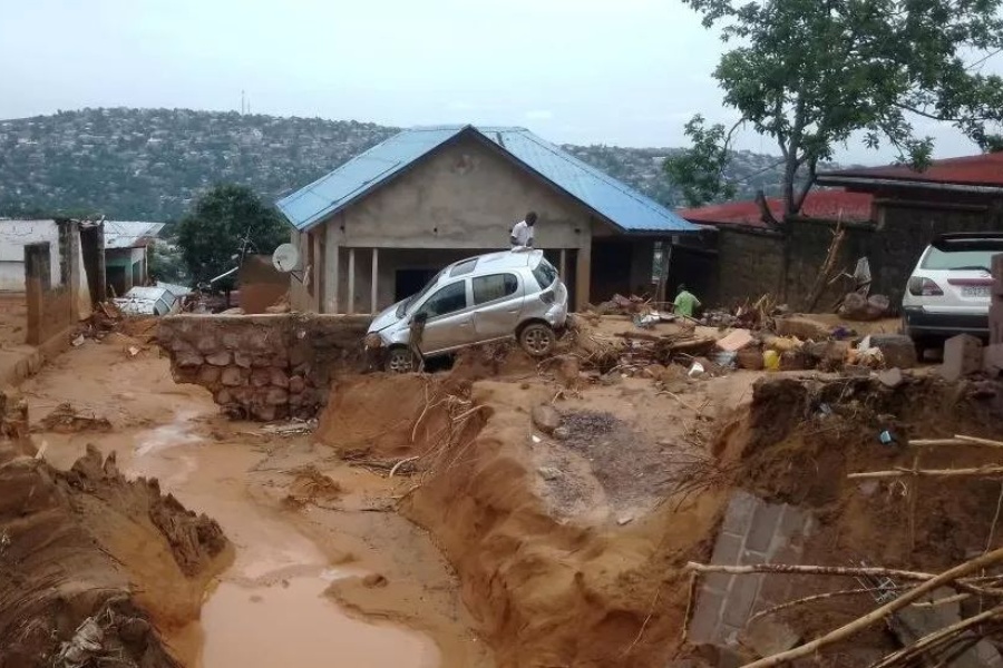 कंगोमा बाढी र पहिरोमा परी १२० जनाको मृत्यु