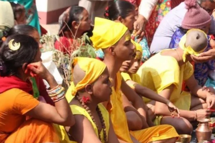 विद्यालयको सहयोगार्थ सामूहिक व्रतबन्ध