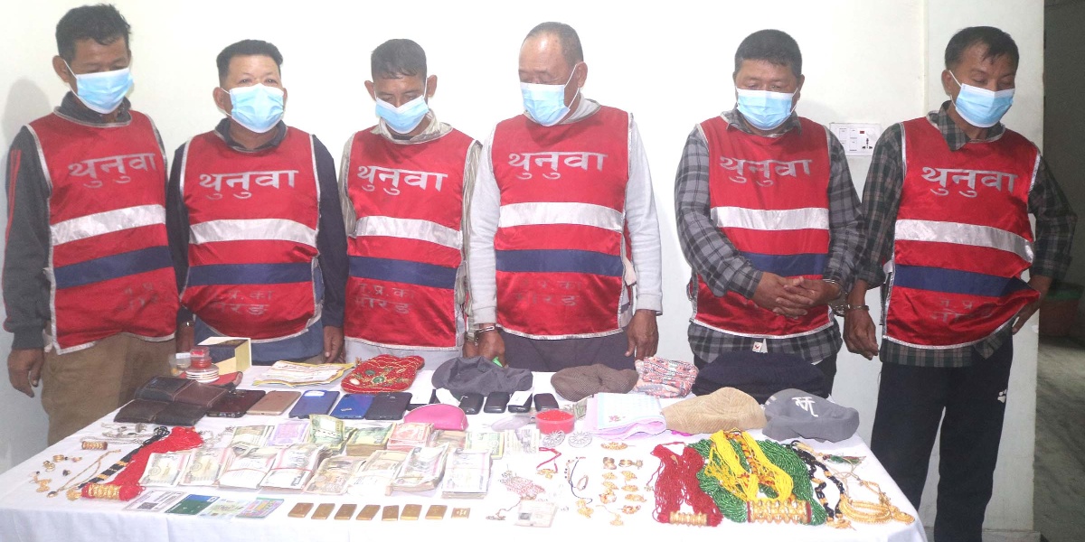 नक्कली सुन देखाएर ठगी गरेको आरोपमा २ भारतीयसहित ६ जना पक्राउ