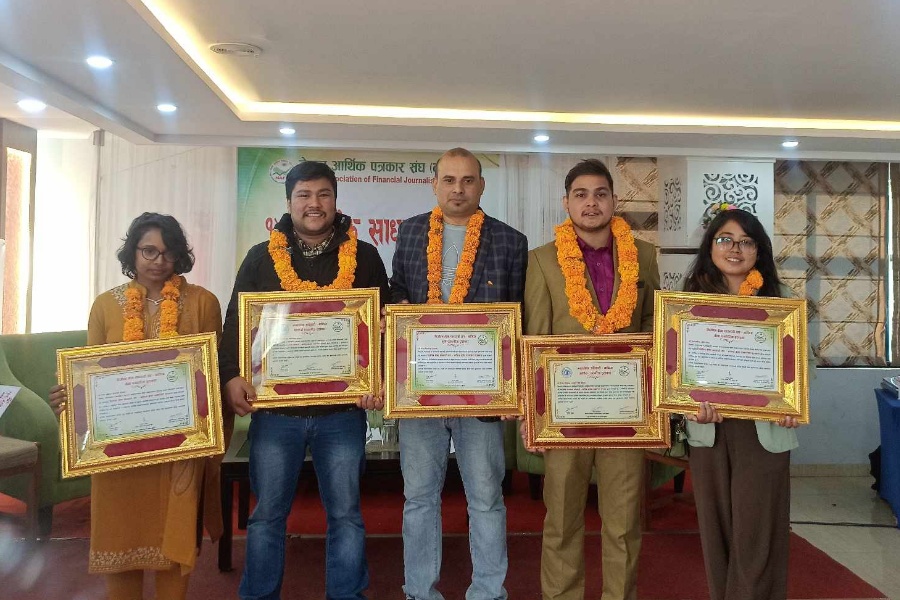 उकालोकर्मी त्रिपाठीलाई नाफिज–कृषि पत्रकारिता पुरस्कार