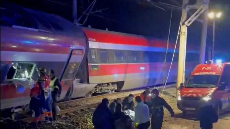 स्पेन रेल दुर्घटना : मृतकको संख्या  ३९ पुग्यो, ३ दिन राष्ट्रिय शोक घोषणा