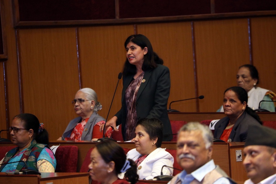 राष्ट्रियसभामा एमालेको अवरोध कायमै, प्रधानमन्त्रीको राजीनामा नआएसम्म बैठक चल्न नदिने