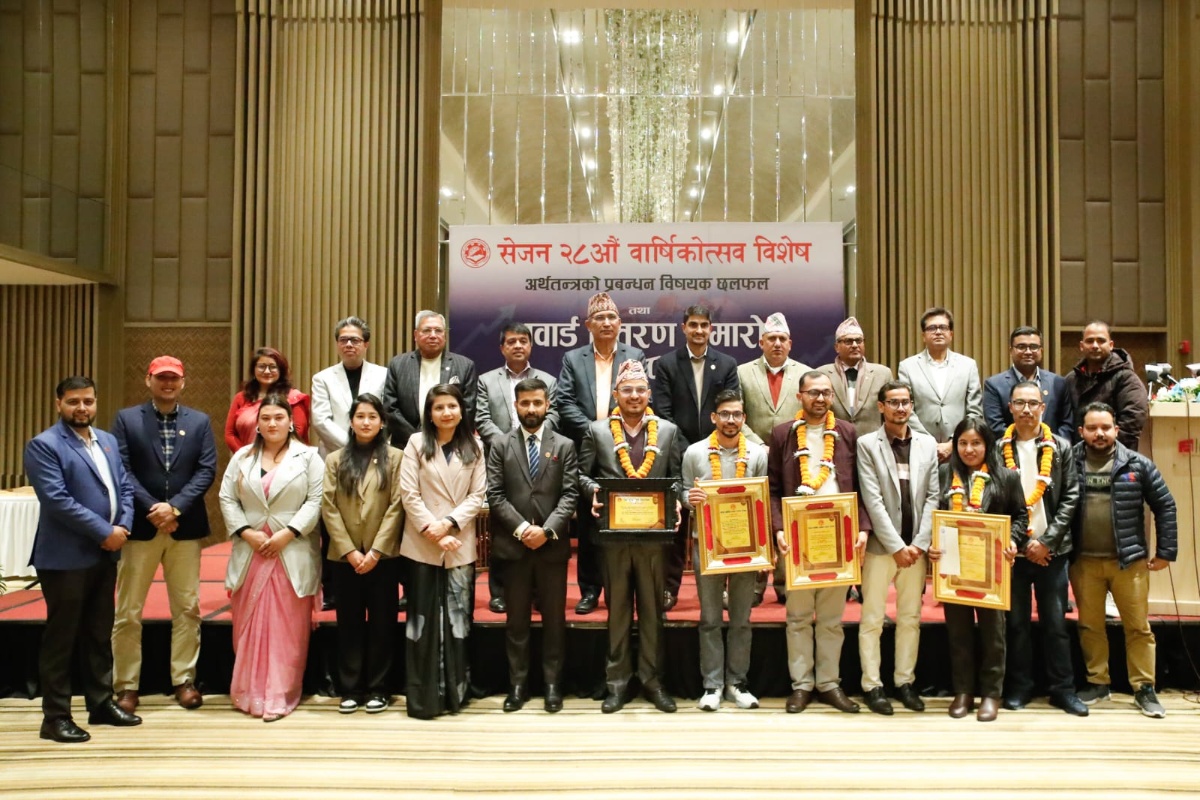 शरद ओझालाई सेजन अवार्ड