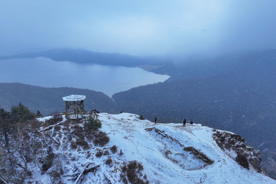 हिमपातपछिको रारा (तस्वीरहरू)