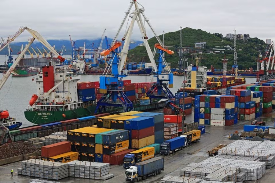 युद्धका कारण रुसको वैदेशिक व्यापारमा तीव्र गिरावट