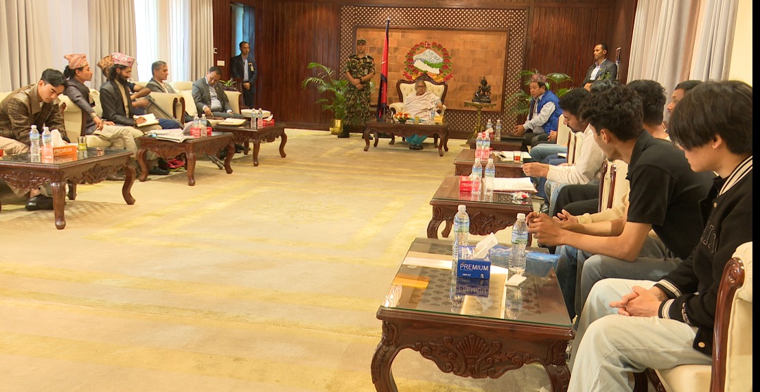 प्रधानमन्त्री कार्कीले गरिन् जेनजी आन्दोलनका घाइतेसँग छलफल