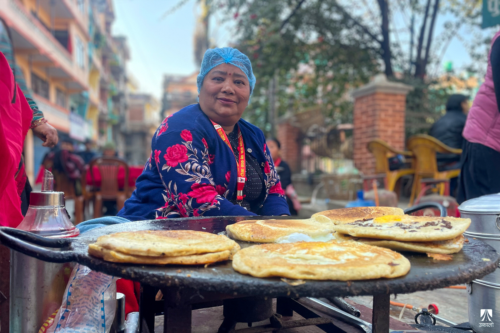 टोखामा बारा बनाउँदै उद्यमी।