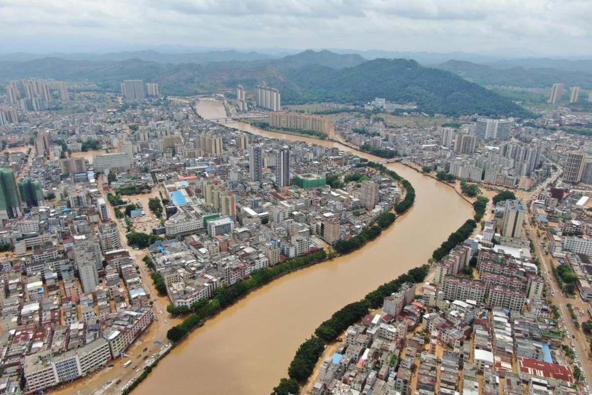 दक्षिणपश्चिम चीनमा बाढी, ८० हजारभन्दा बढी मानिस विस्थापित