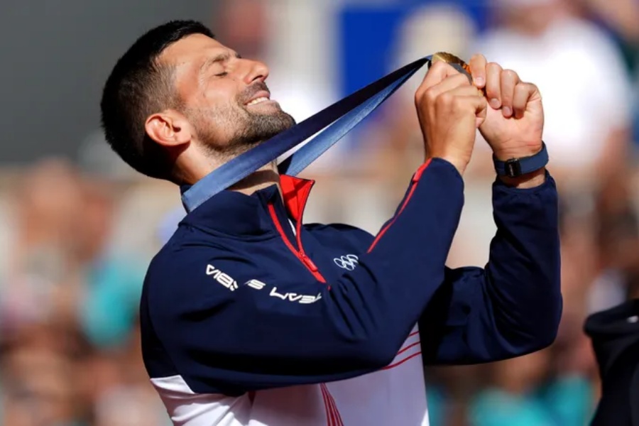 पेरिस ओलम्पिक: टेनिसमा अल्काराजलाई हराउँदै जोकोभिचले जिते स्वर्ण