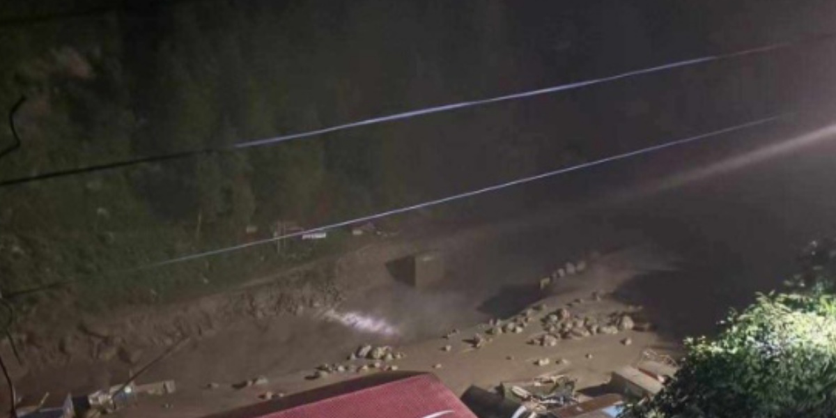 भोटेकोशी बाढी:  रसुवागढी नाका क्षेत्रमा क्षति, सशस्त्रको उद्धारटोली पुग्दै