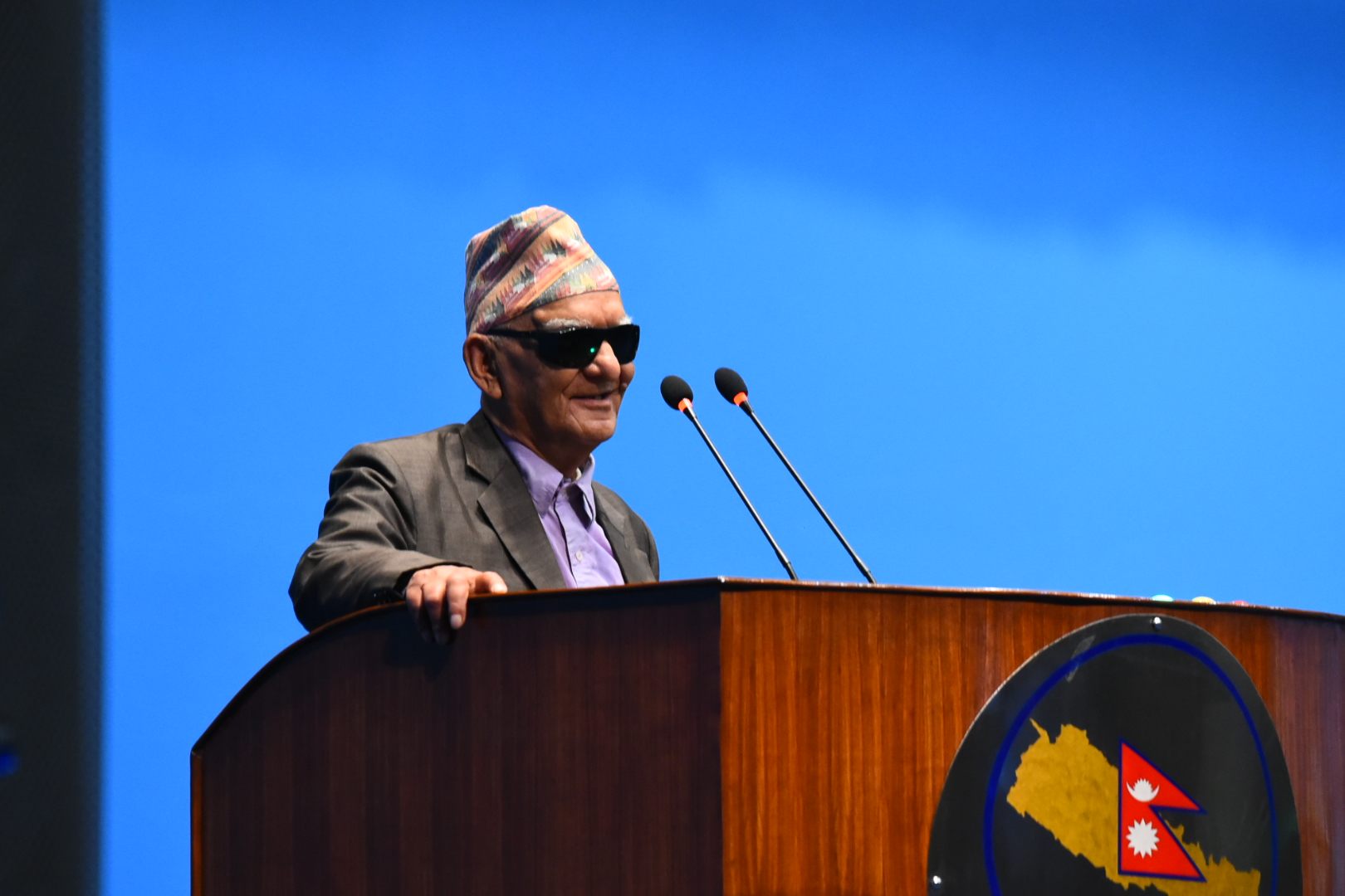 सरकार बनाउने र भत्काउने खेलले देश समृद्ध बन्दैन: चित्रबहादुर केसी