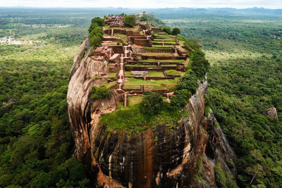 श्रीलंका जान नेपालसहित ३५ देशका नागरिकलाई भिसा नचाहिने