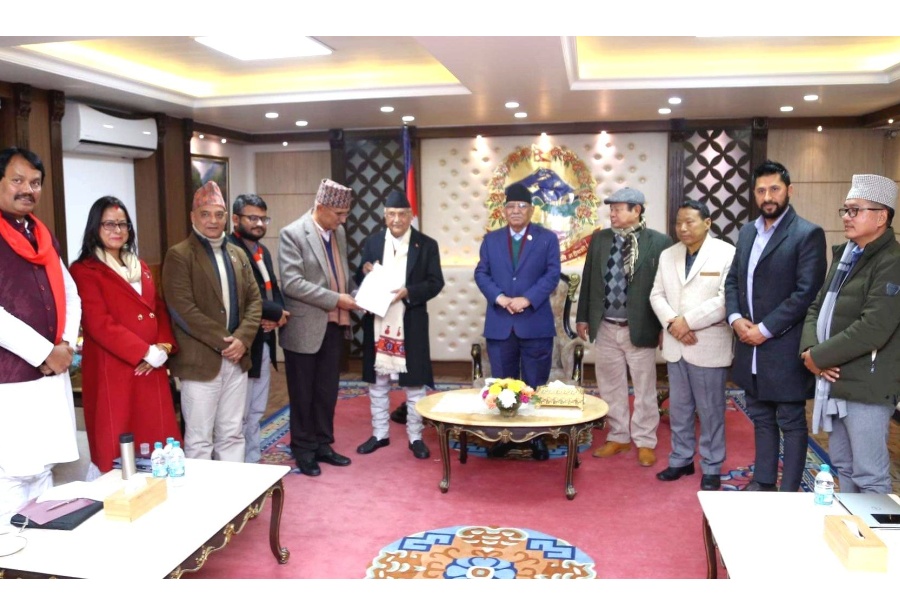 कार्यदलले शीर्ष नेतालाई बुझायो न्यूनतम साझा कार्यक्रमको प्रतिवेदन