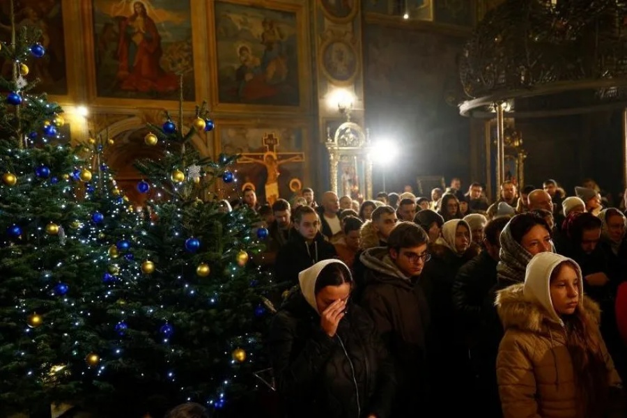 युक्रेनले पहिलो पटक डिसेम्बर २५ मा क्रिसमस मनाउँदै