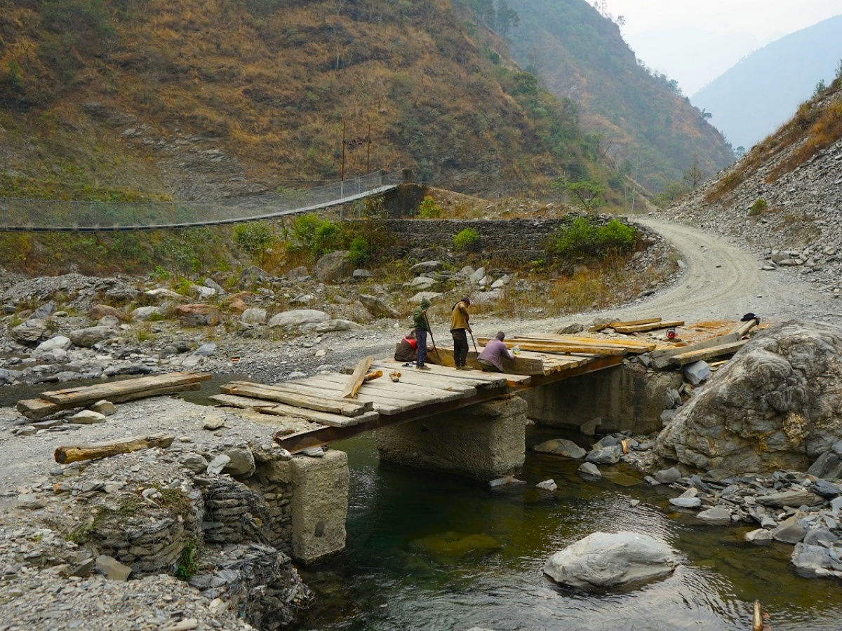 सम्झौता भएको पाँच वर्षसम्म थालिएन म्याग्दीको दाङखोलामा पुल निर्माण