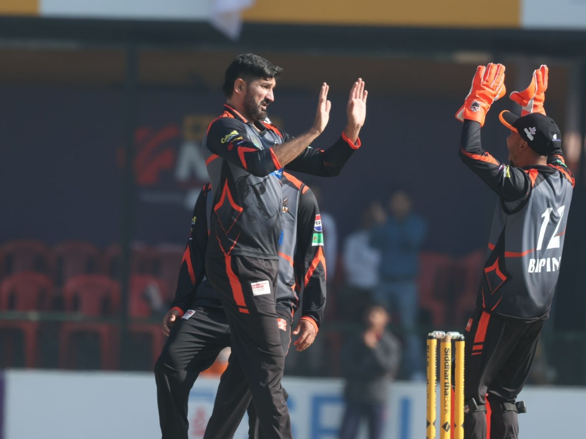 एनपीएल : चितवन राइनोजलाई काठमाडाैँ गोर्खाजले दियो ११२ रनको लक्ष्य