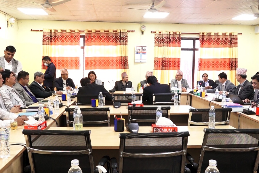 प्रधानन्यायाधीशमा सिफारिस हरिकृष्ण कार्कीविरुद्ध १० दिनभित्र उजुरी आह्वान