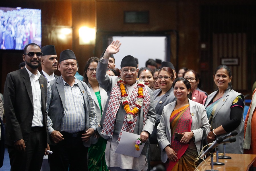 विश्वासको मतका लागि प्रधानमन्त्री दाहालले राखेको प्रस्ताव बहुमतले पारित