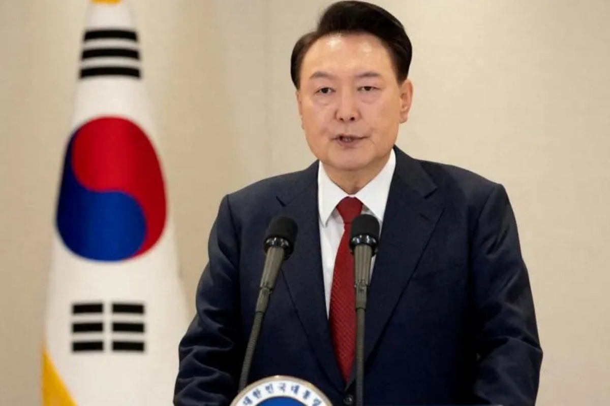 दक्षिण कोरियाका निलम्बित राष्ट्रपति युनविरुद्ध पक्राउ पुर्जी जारी