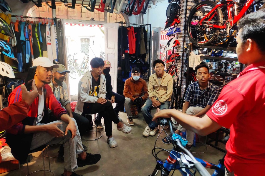 साइकलमा ‘फुड डेलिभरी’ गर्नेलाई सुरक्षासम्बन्धी तालिम 