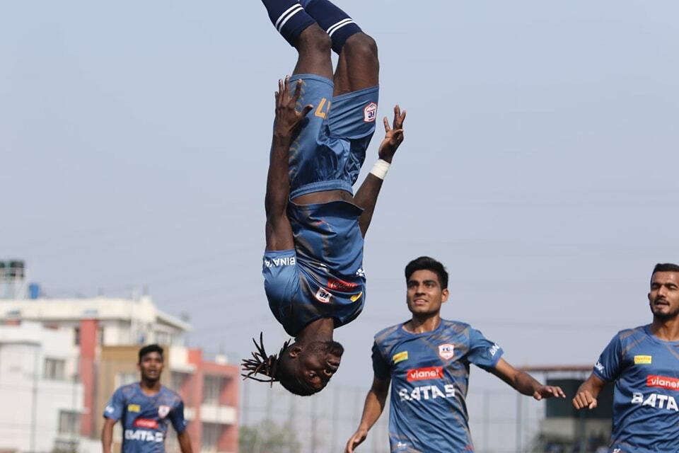 फुटबलर पलायनको प्रभावः लिगमा विदेशीको दबदबा, छायामा नेपाली खेलाडी