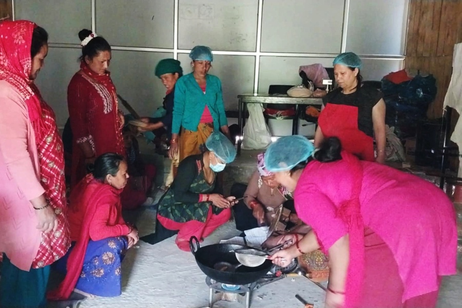 सिस्नो र गुन्द्रुक ‘ब्रान्डिङ’ गर्दै बागलुङका महिला