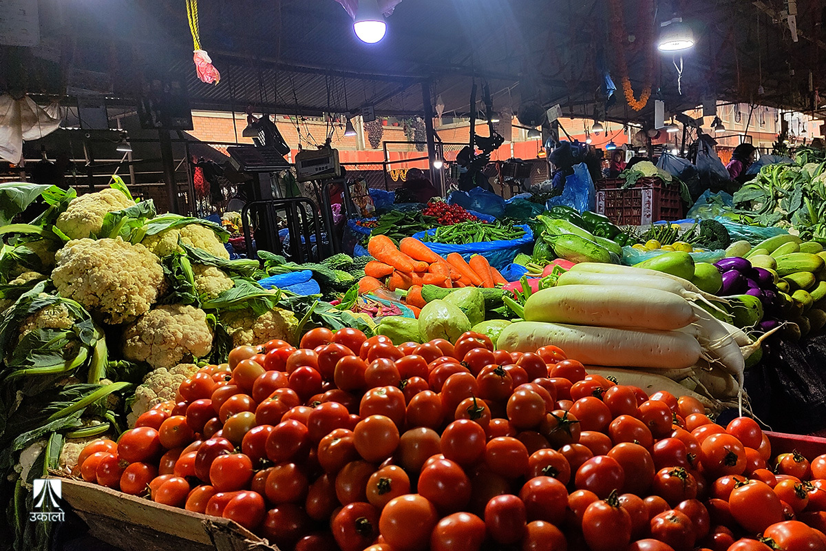 विपद्ले आपूर्ति प्रणाली बिथोलिँदा महँगिएको भान्सा