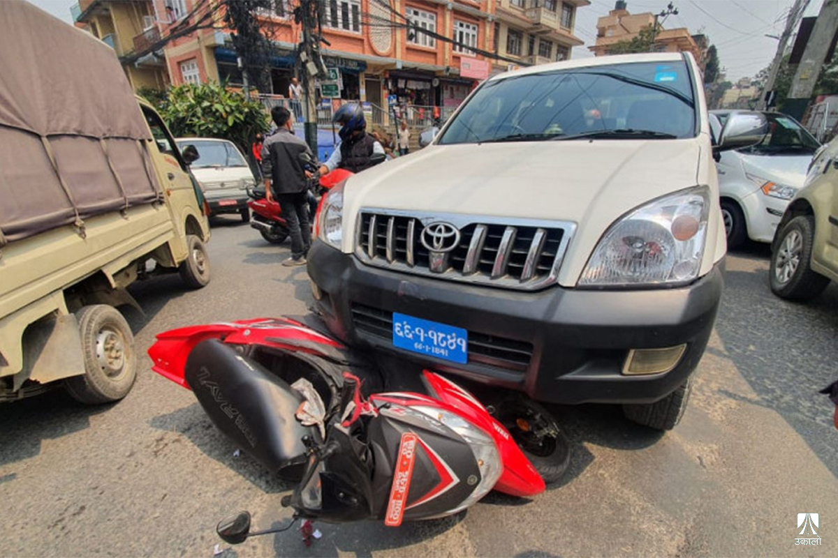 गाडी दुर्घटनाको त्रासदीः १० वर्षमा २४ हजारको ज्यान गयो, छानबिन न नियमन