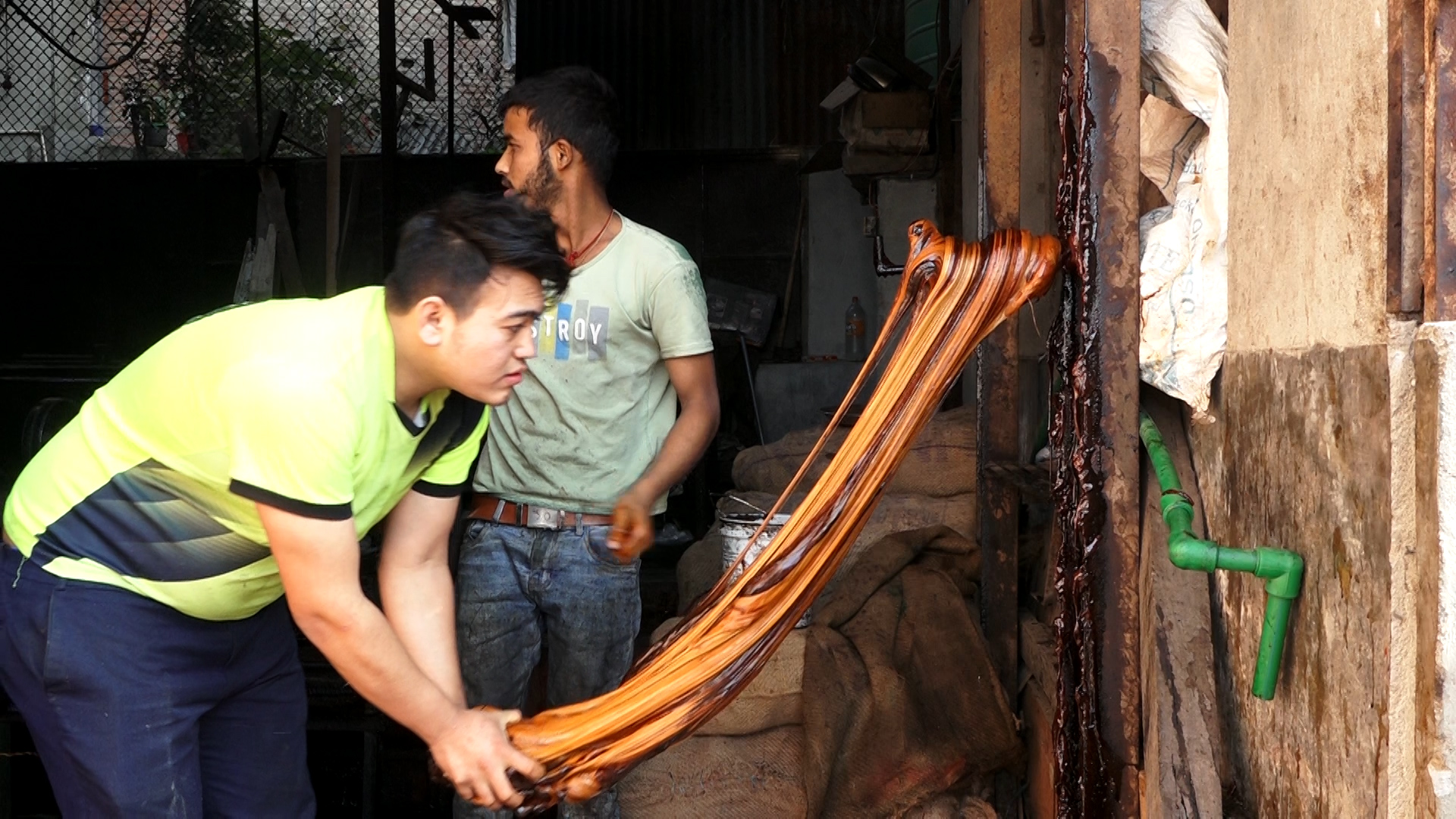 टोखावासीलाई चाकु बनाउन भ्याईनभ्याई