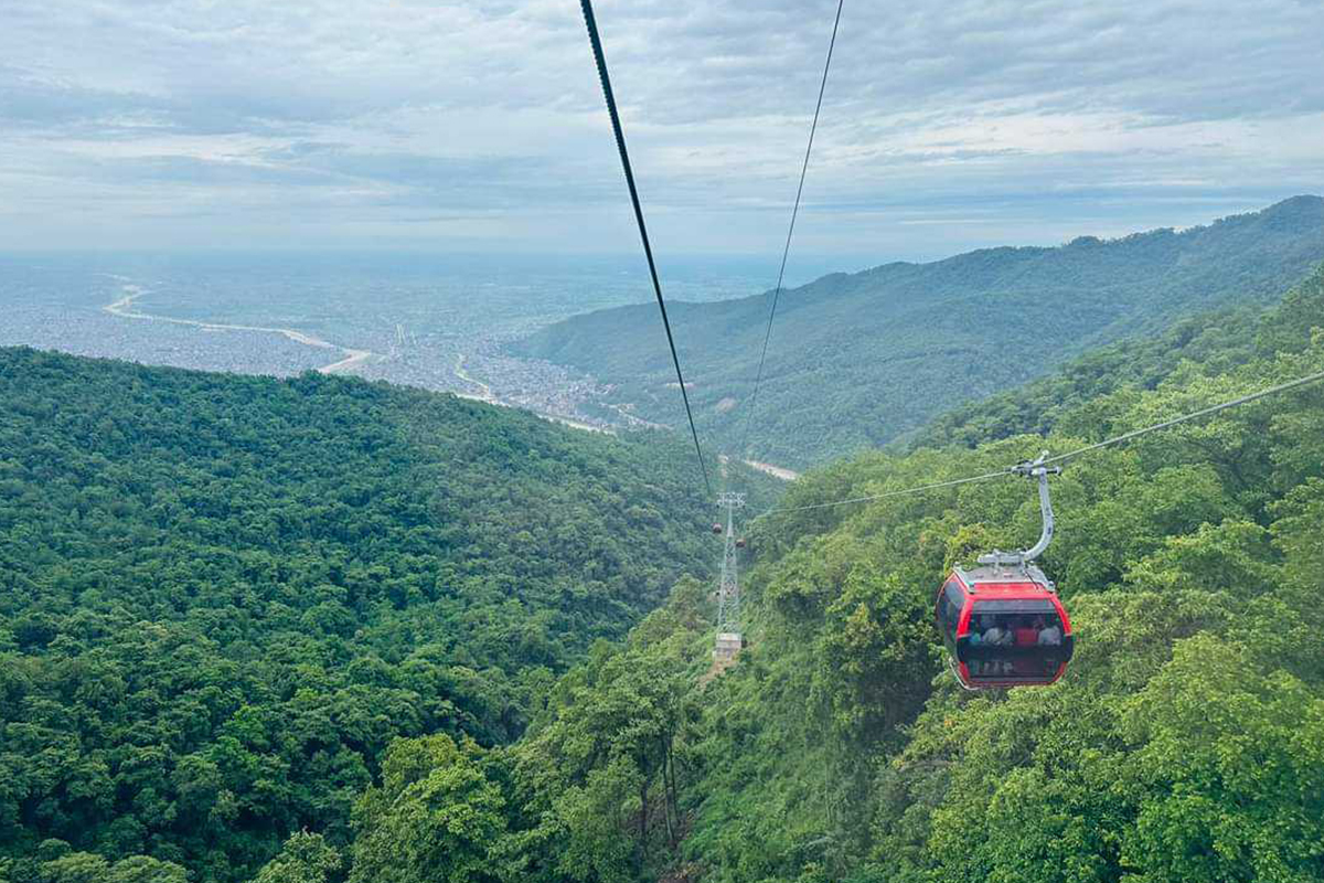 चन्द्र ढकालको लुम्बिनी केबलकारः सञ्चालनमा आएको एक वर्षमै विरोधमा उत्रिए स्थानीय 