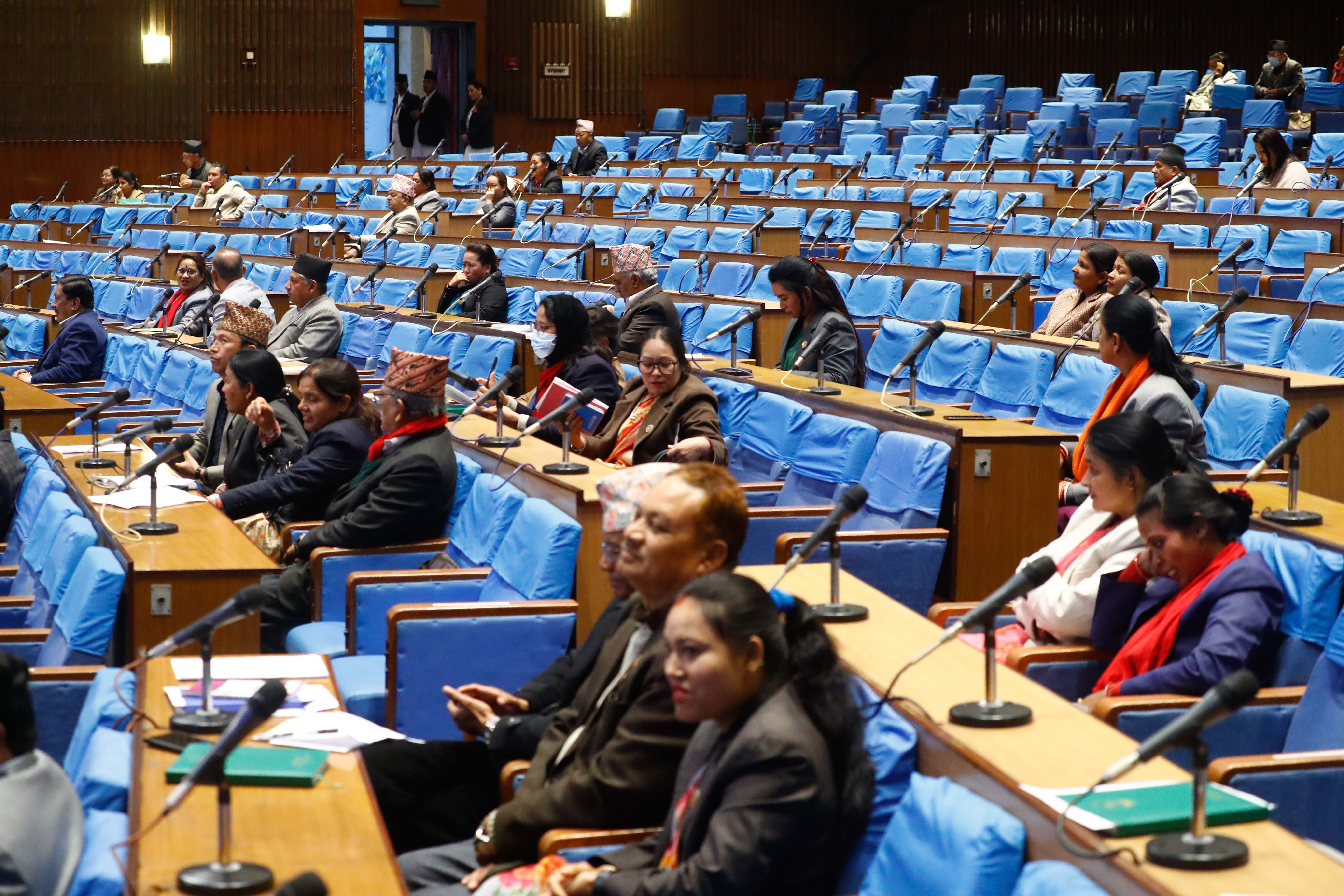 गणपूरक संख्या नपुगेपछि प्रतिनिधिसभाको बैठक स्थगित 