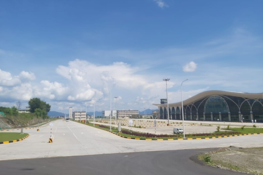 पोखराका मुख्य सडक छेउमा ‘पार्किङ’ निषेध