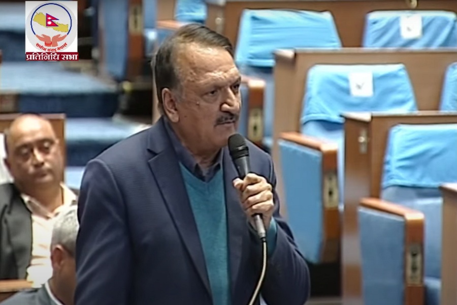 कांग्रेसको प्रश्न : यातायात मजदुरका नाममा दिनदहाडै लुटपाट गर्ने को हुन्?